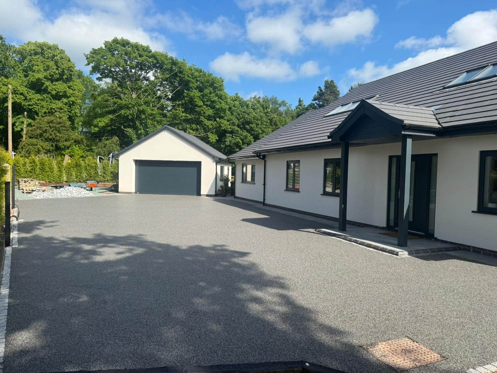 Anthracite Grey Resin Bound Driveway for New Build in Leek, Staffordshire by Active Driveways